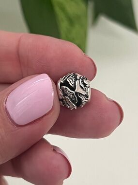 Rare Authentic Pandora Delicate Rose Charm with Pink Enamel 🌹